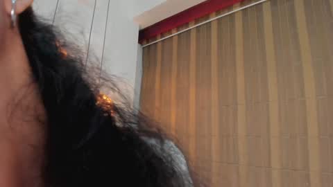 AntonellaHall  online show from February 4, 12:11 pm