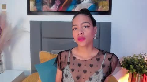 AntonellaHall  online show from November 27, 12:29 pm