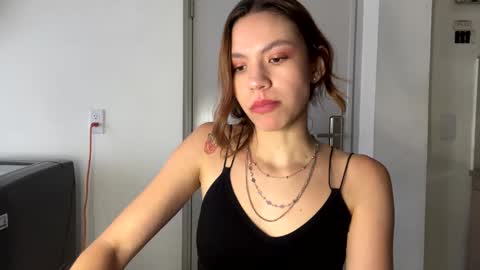 Snapshot of antonellarossii_ chatting on December 26, 2:48 pm Antonella  online show from December 26, 2:48 pm