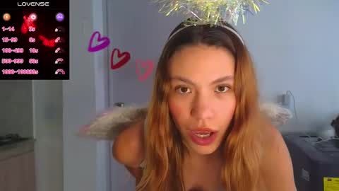 Snapshot of antonellarossii_ chatting on February 14, 2:23 pm Antonella  online show from February 14, 2:23 pm