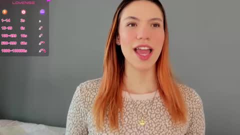 Snapshot of antonellarossii_ chatting on October 9, 1:09 pm Antonella  online show from October 9, 1:09 pm