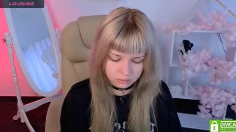 antonia_ferrero online show from September 15, 6:13 am