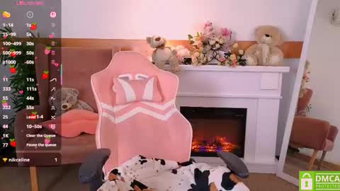 antonia_ferrero online show from November 12, 7:09 am