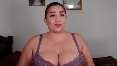 Snapshot of antoniamoreno82 chatting on January 17, 9:06 pm antonia online show from January 17, 9:06 pm
