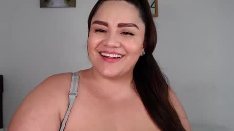 Snapshot of antoniamoreno82 chatting on February 3, 8:35 pm antonia online show from February 3, 8:35 pm