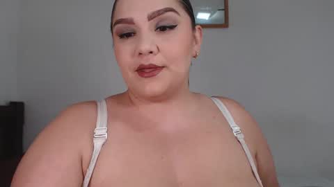 Snapshot of antoniamoreno82 chatting on March 5, 9:37 pm antonia online show from March 5, 9:37 pm