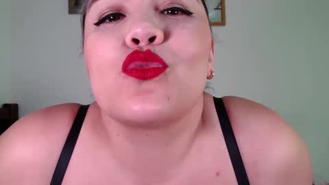 Snapshot of antoniamoreno82 chatting on March 10, 10:24 pm antonia online show from March 10, 10:24 pm
