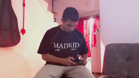 Hadez online show from March 1, 12:34 pm