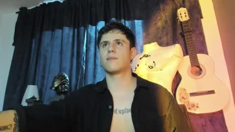 Snapshot of antonnello_ chatting on September 10, 10:54 pm antonnello_ online show from September 10, 10:54 pm