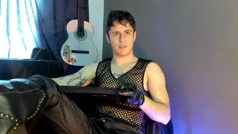 Snapshot of antonnello_ chatting on November 30, 4:33 pm antonnello_ online show from November 30, 4:33 pm