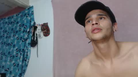 karol y antony online show from December 26, 2:01 am