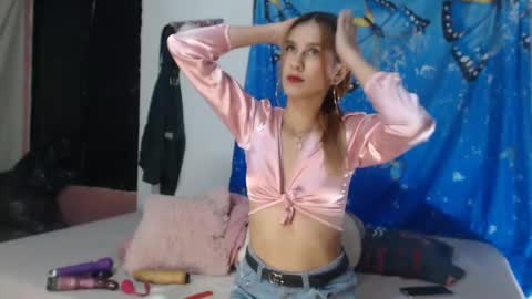 karol y antony online show from January 23, 2:44 am