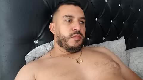 Snapshot of antony_gar chatting on March 4, 2:21 pm Antony online show from March 4, 2:21 pm