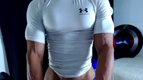 Instagram miguelangel1802  online show from September 29, 6:02 pm