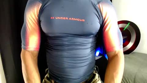 Instagram miguelangel1802  online show from January 6, 3:10 am