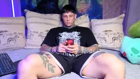 Tom online show from November 19, 6:24 am