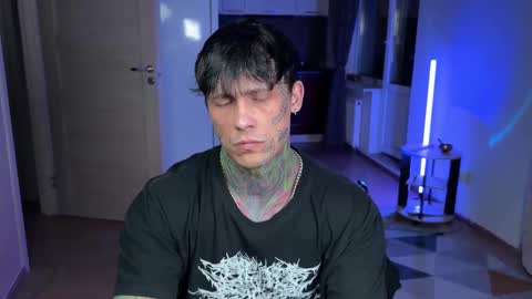 Tom online show from March 24, 4:56 pm