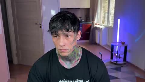 Tom online show from March 25, 6:08 am