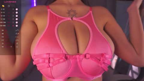  Sunday - start 0400 PM GMT -4 online show from November 15, 8:49 pm