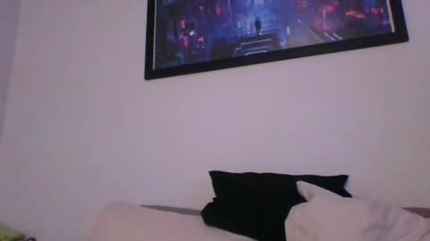 Anutkasoles online show from April 4, 5:21 pm