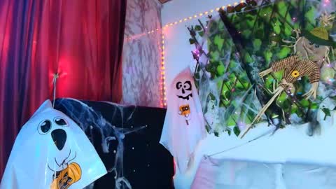 Snapshot of any_mour chatting on October 29, 6:09 pm any mour online show from October 29, 6:09 pm