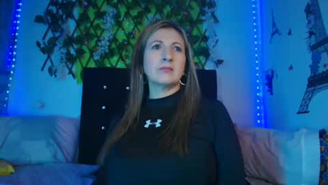 Snapshot of any_mour chatting on November 23, 6:41 pm any mour online show from November 23, 6:41 pm