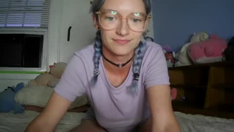 anyalatelyy online show from July 8, 12:26 am