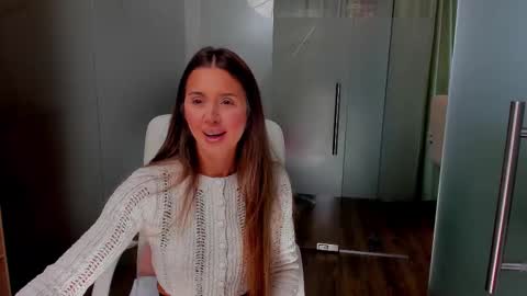 Snapshot of anyarayne chatting on February 10, 12:08 pm Anya online show from February 10, 12:08 pm