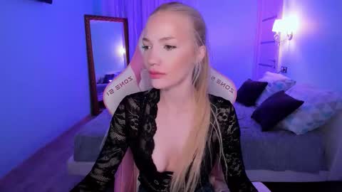 Snapshot of anyataylorr chatting on September 28, 2:28 am Anya online show from September 28, 2:28 am