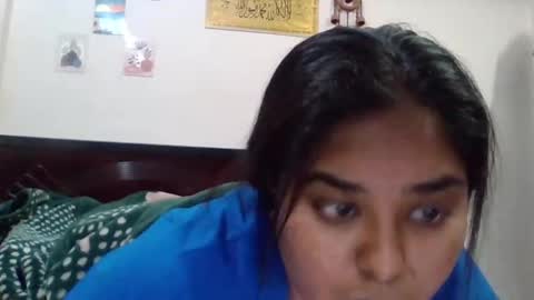 Snapshot of anydanyg chatting on January 4, 3:39 pm anydanyg online show from January 4, 3:39 pm