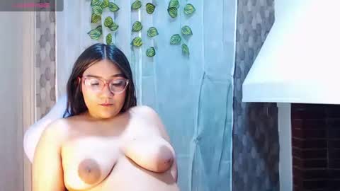 anyela_donecm online show from April 13, 7:41 pm