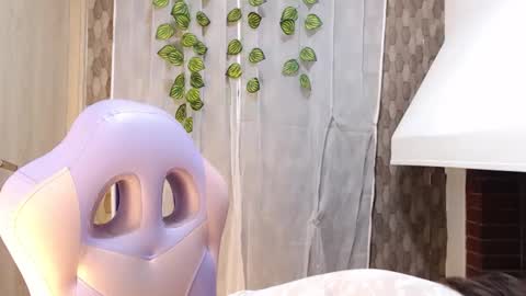 anyela_donecm online show from April 22, 7:37 pm