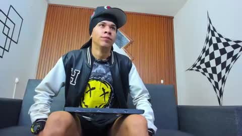 Snapshot of anyelo_sexyhot chatting on January 19, 12:06 pm anyelo_sexyhot online show from January 19, 12:06 pm