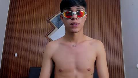 Snapshot of anyelo_sexyhot chatting on February 9, 2:50 pm anyelo_sexyhot online show from February 9, 2:50 pm