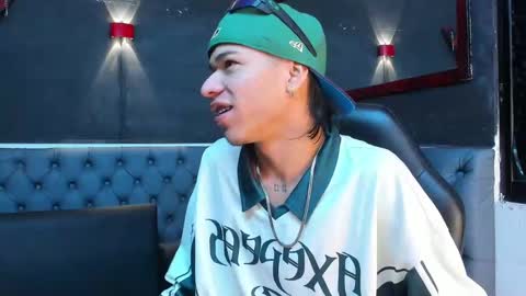 Snapshot of anyelo_sexyhot chatting on October 4, 11:08 am anyelo_sexyhot online show from October 4, 11:08 am