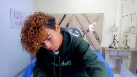 anyelotwink online show from February 25, 9:46 pm