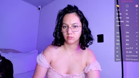 Anyi  Orion and Pyxis online show from April 15, 2:40 am