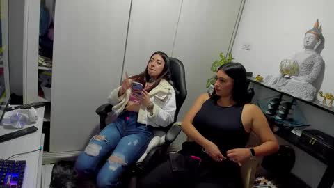 Any online show from November 21, 9:35 pm