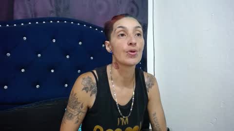 Snapshot of anyu_1306 chatting on February 16, 8:33 pm anyu online show from February 16, 8:33 pm