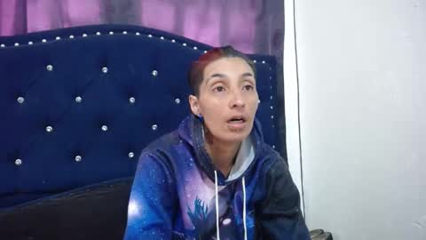 Snapshot of anyu_1306 chatting on February 19, 6:54 pm anyu online show from February 19, 6:54 pm