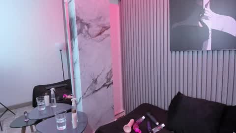 Snapshot of anyvegaa chatting on October 2, 12:23 pm Any online show from October 2, 12:23 pm