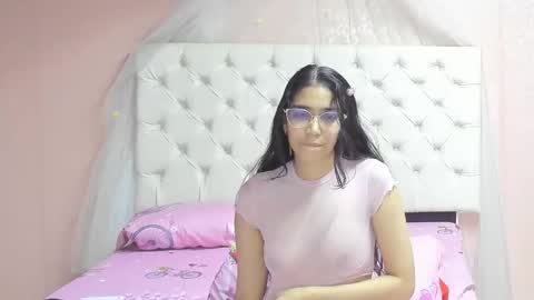 Aome Rainbow online show from November 7, 6:13 am