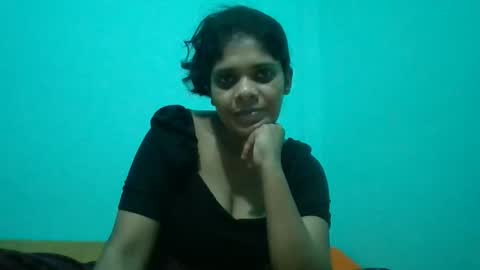 Aparalux online show from May 12, 7:00 pm