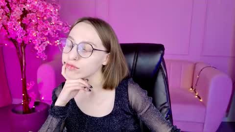 Snapshot of aphexqueen chatting on January 28, 6:07 pm APHEX QUEEN online show from January 28, 6:07 pm