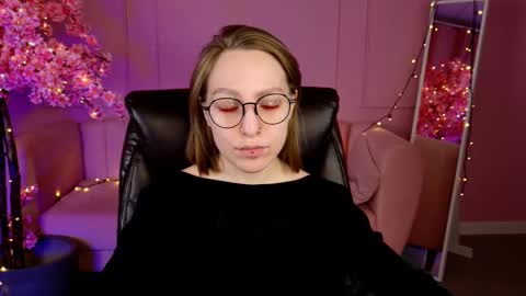 Snapshot of aphexqueen chatting on March 7, 4:22 pm APHEX QUEEN online show from March 7, 4:22 pm