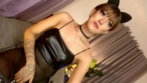 kathryn online show from April 16, 10:01 pm