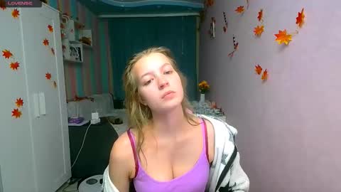 Aphrodite online show from October 19, 1:45 pm