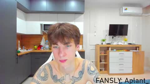 aplant_ online show from March 26, 7:08 pm