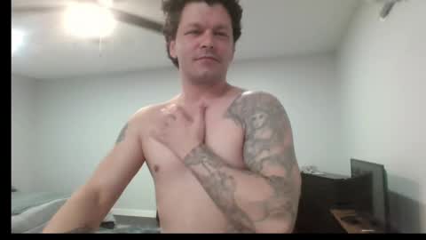 Snapshot of apocalypse_cream chatting on February 28, 3:24 pm apocalypse_cream online show from February 28, 3:24 pm