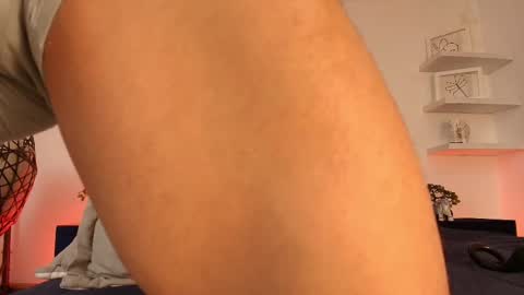 apolo_crus online show from October 2, 5:03 am